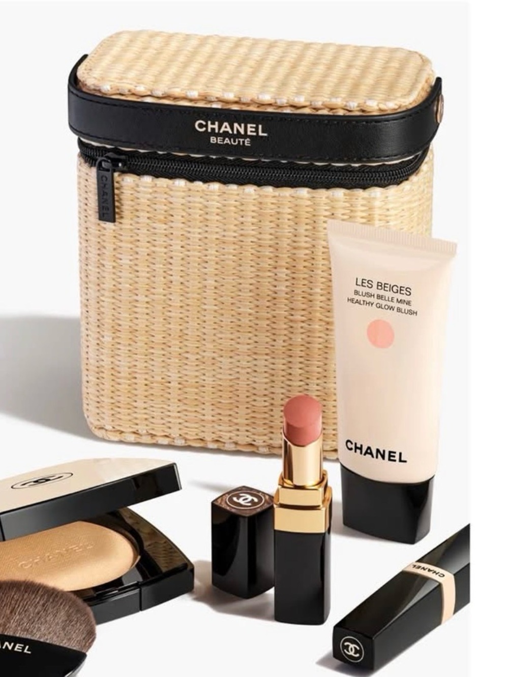 Beauty Chanel Les Beiges Panier des Essentiels
2026 Raffia Beauty Bag; NWOT - Picture 2 of 11
